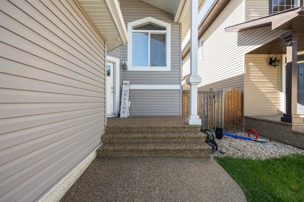









457


Walnut

Crescent,
Fort McMurray,




AB
T9K 0W3

