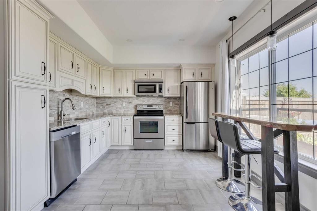 









340


Killdeer

Way,
Fort McMurray,




AB
T9K 0R3

