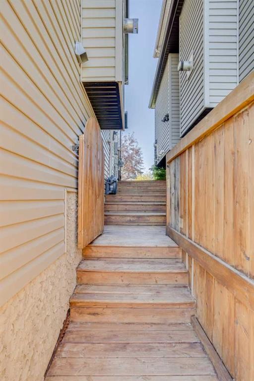 









340


Killdeer

Way,
Fort McMurray,




AB
T9K 0R3

