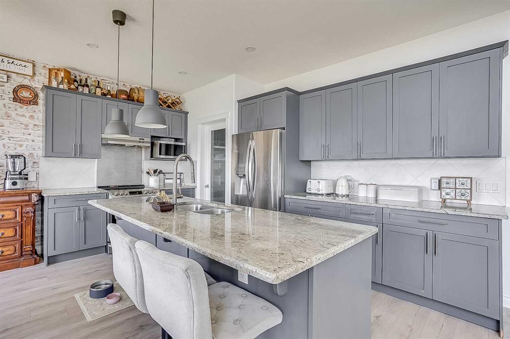 









340


Killdeer

Way,
Fort McMurray,




AB
T9K 0R3

