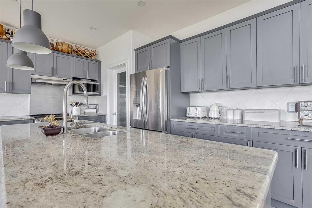 









340


Killdeer

Way,
Fort McMurray,




AB
T9K 0R3

