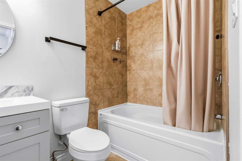 









373


Ross Haven

Drive,
Fort McMurray,




AB
T9H 3P2

