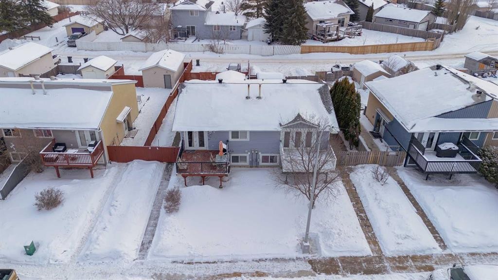 









373


Ross Haven

Drive,
Fort McMurray,




AB
T9H 3P2

