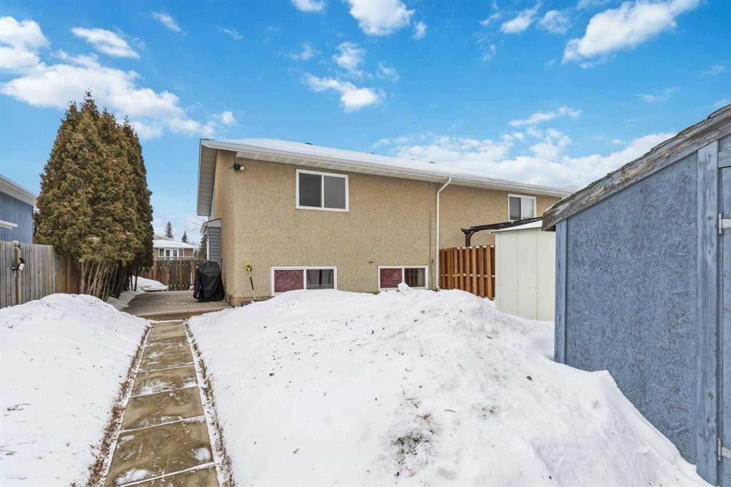 









373


Ross Haven

Drive,
Fort McMurray,




AB
T9H 3P2

