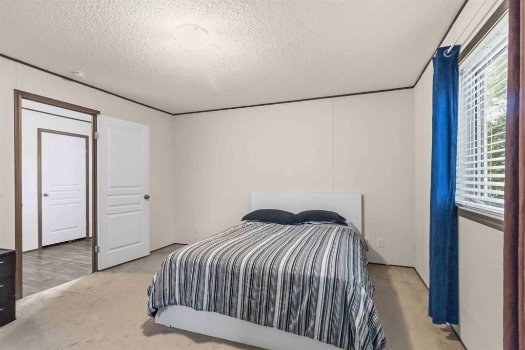 









388


Gregoire

Crescent,
Fort McMurray,




AB
T9H 2L7

