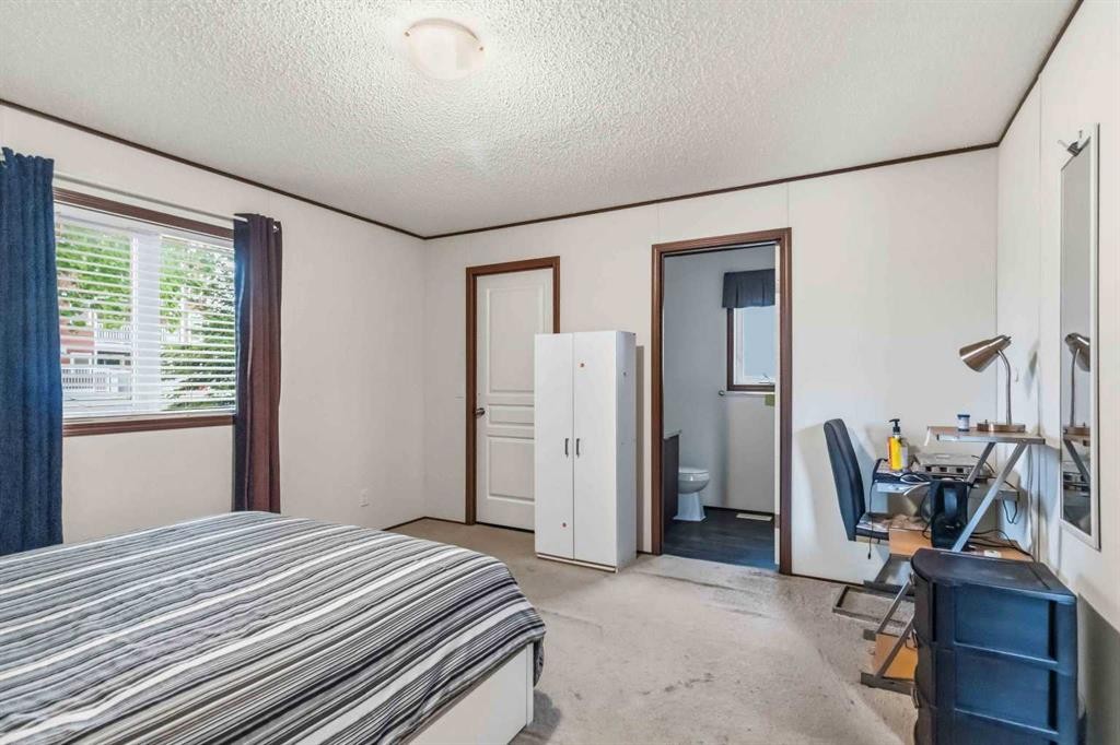 









388


Gregoire

Crescent,
Fort McMurray,




AB
T9H 2L7

