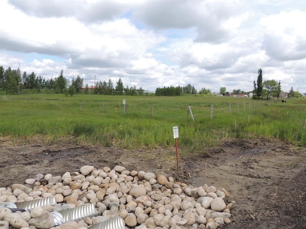 









3910


Highway 12

,
Lacombe,




AB
T4L 1A6

