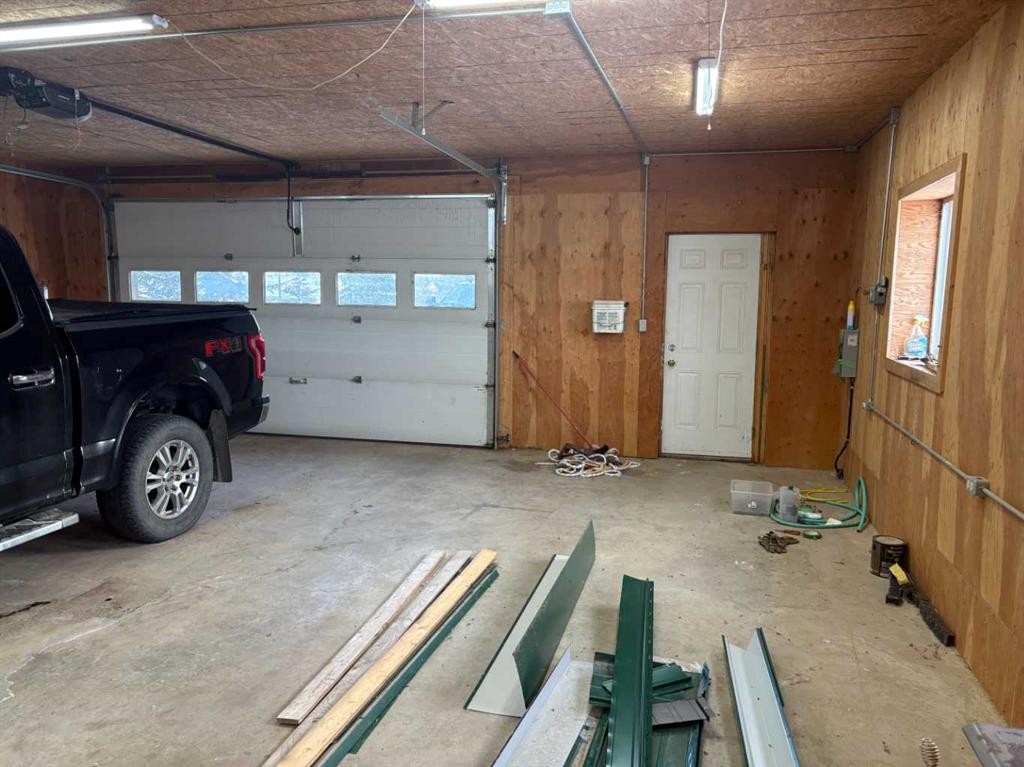 









516


PINTAIL

Drive,
Pelican Point,




AB
T0B 0H0

