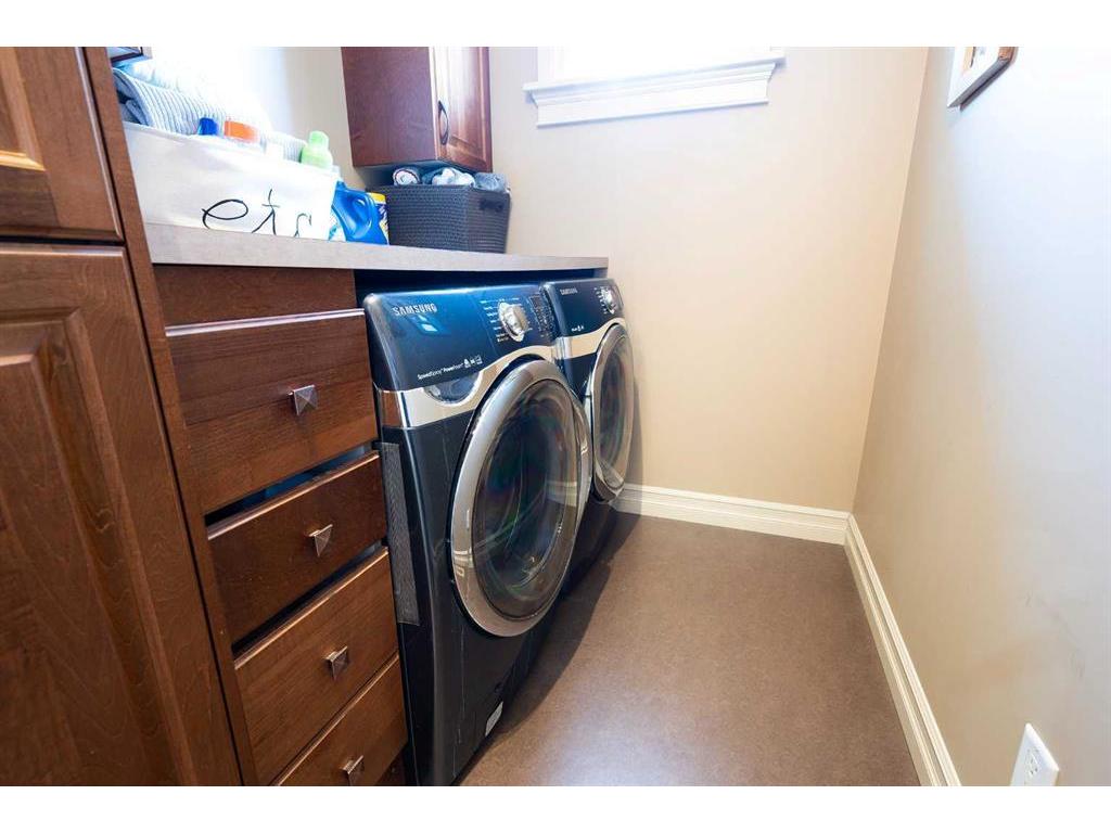 









6


Ingram

Close,
Red Deer,




AB
T4R 0A3

