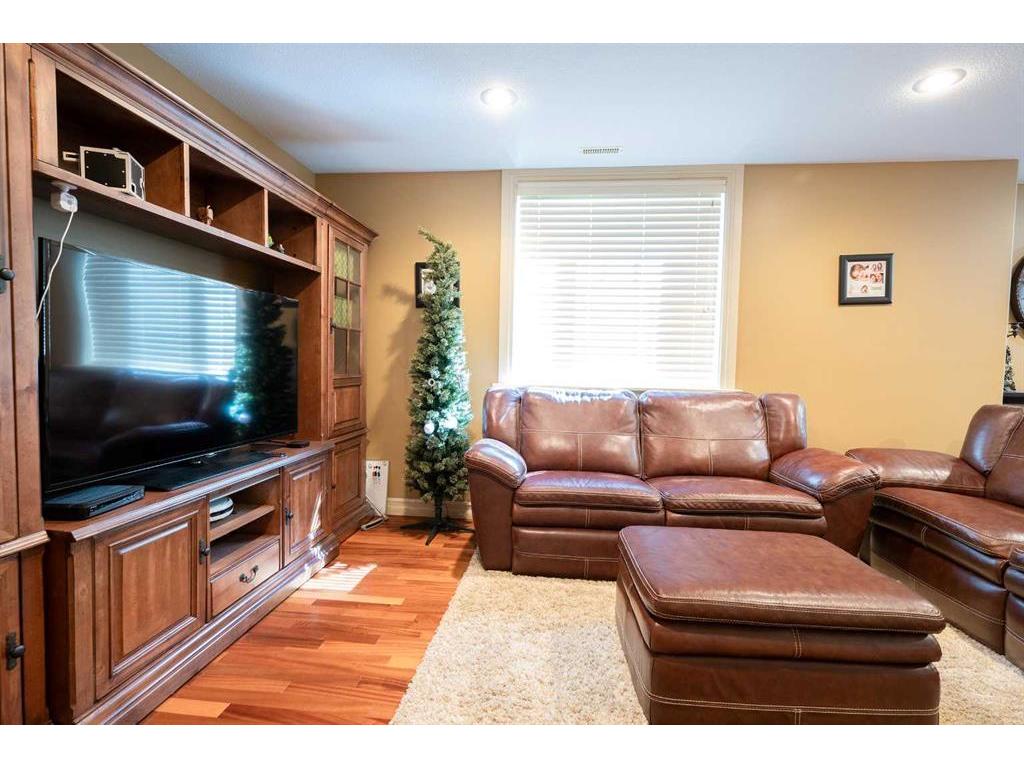 









6


Ingram

Close,
Red Deer,




AB
T4R 0A3

