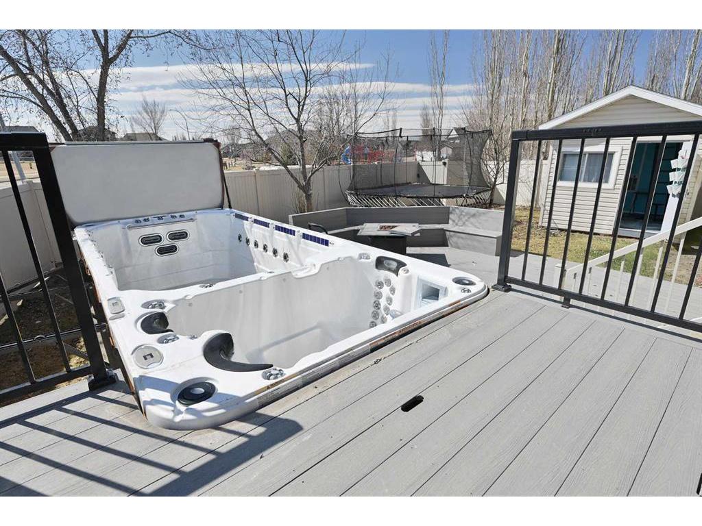 









6


Ingram

Close,
Red Deer,




AB
T4R 0A3

