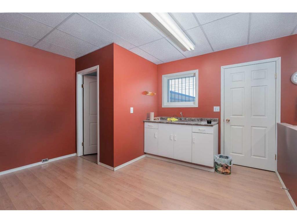 









5028


50

Street,
Camrose,




AB
T4V 1R2

