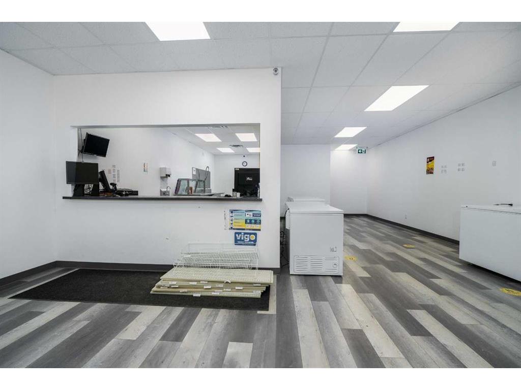









5028


50

Street,
Camrose,




AB
T4V 1R2

