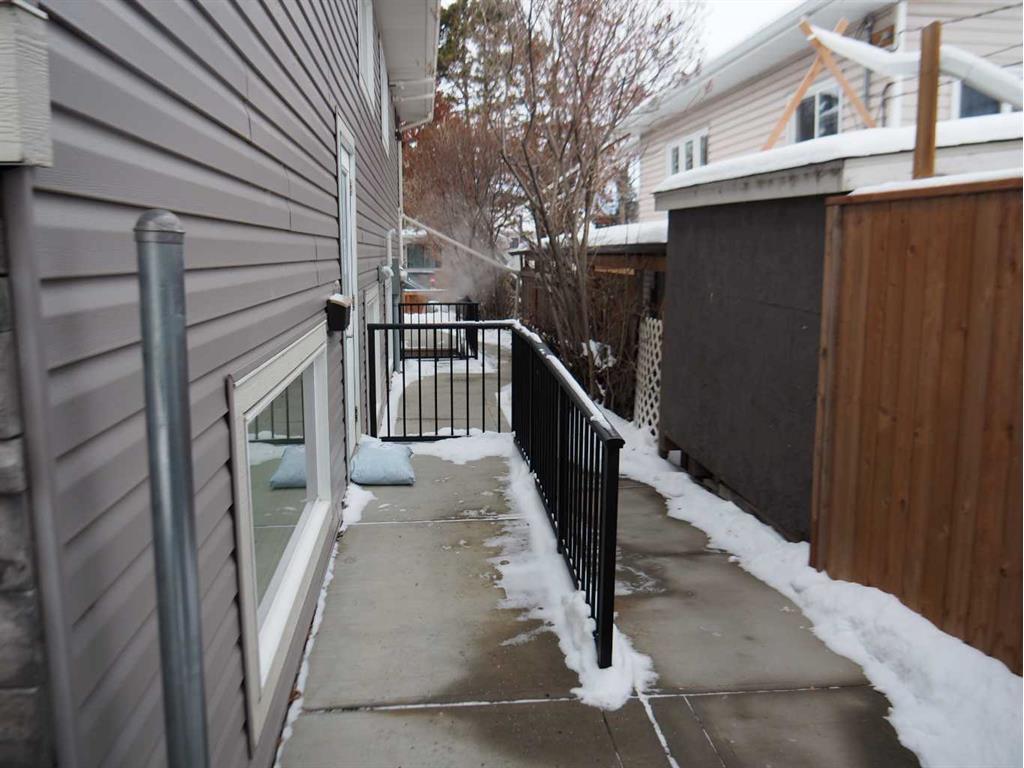 









5917


51

Avenue, 1,
Red Deer,




AB
T4N 4J1


