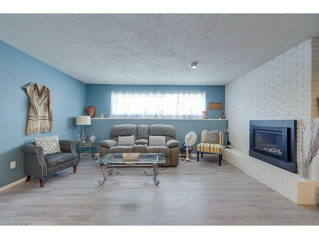 









4410


46

Street Close,
Sylvan Lake,




AB
T4S 1K6


