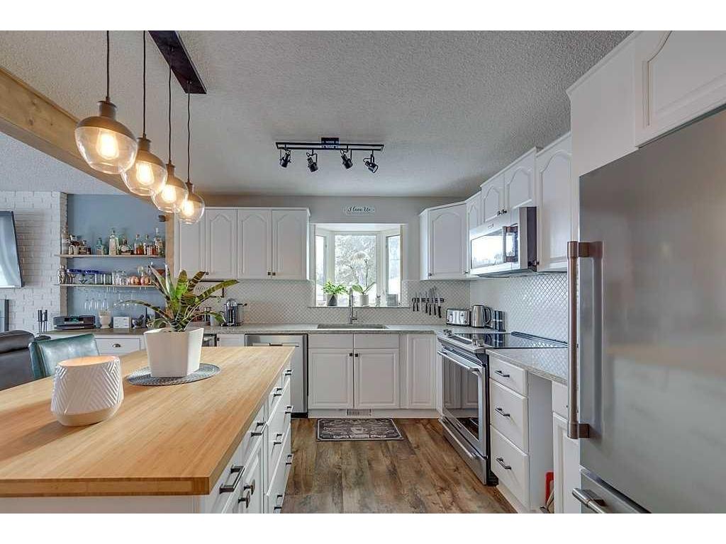 









4410


46

Street Close,
Sylvan Lake,




AB
T4S 1K6

