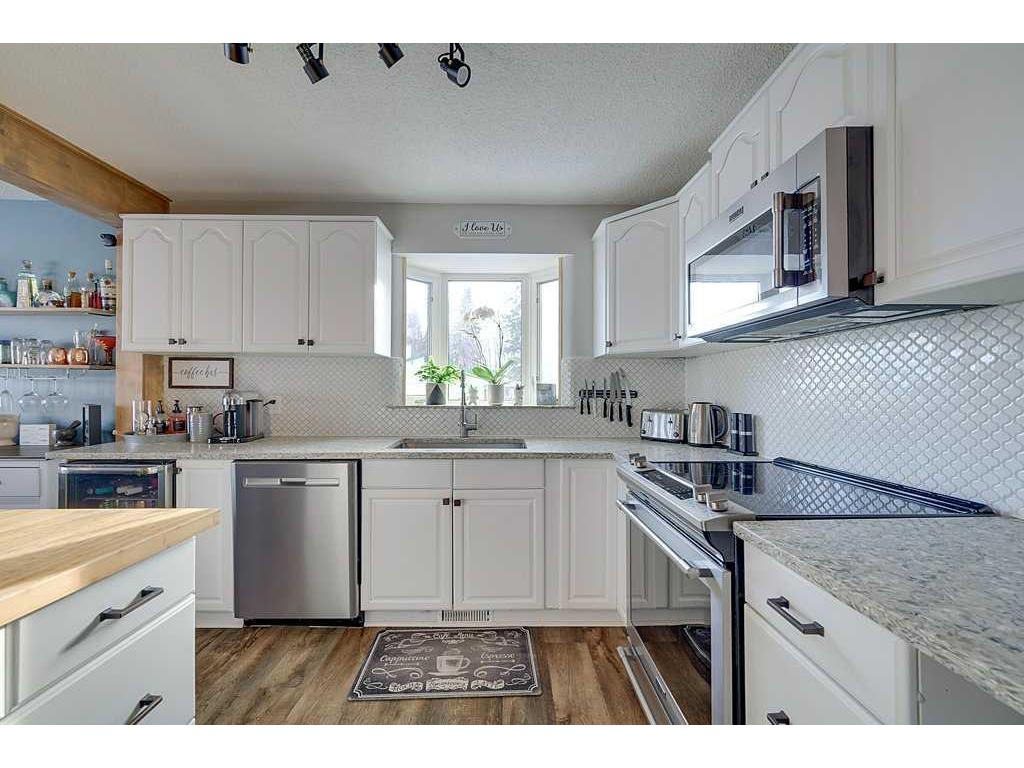 









4410


46

Street Close,
Sylvan Lake,




AB
T4S 1K6

