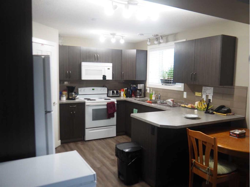 









3707


51

Avenue,
Red Deer,




AB
T4N 4G5

