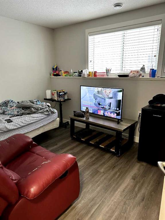 









3707


51

Avenue,
Red Deer,




AB
T4N 4G5

