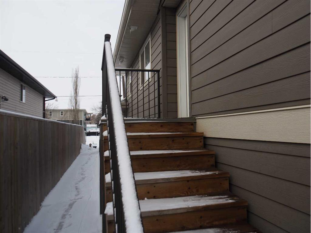 









3707


51

Avenue,
Red Deer,




AB
T4N 4G5

