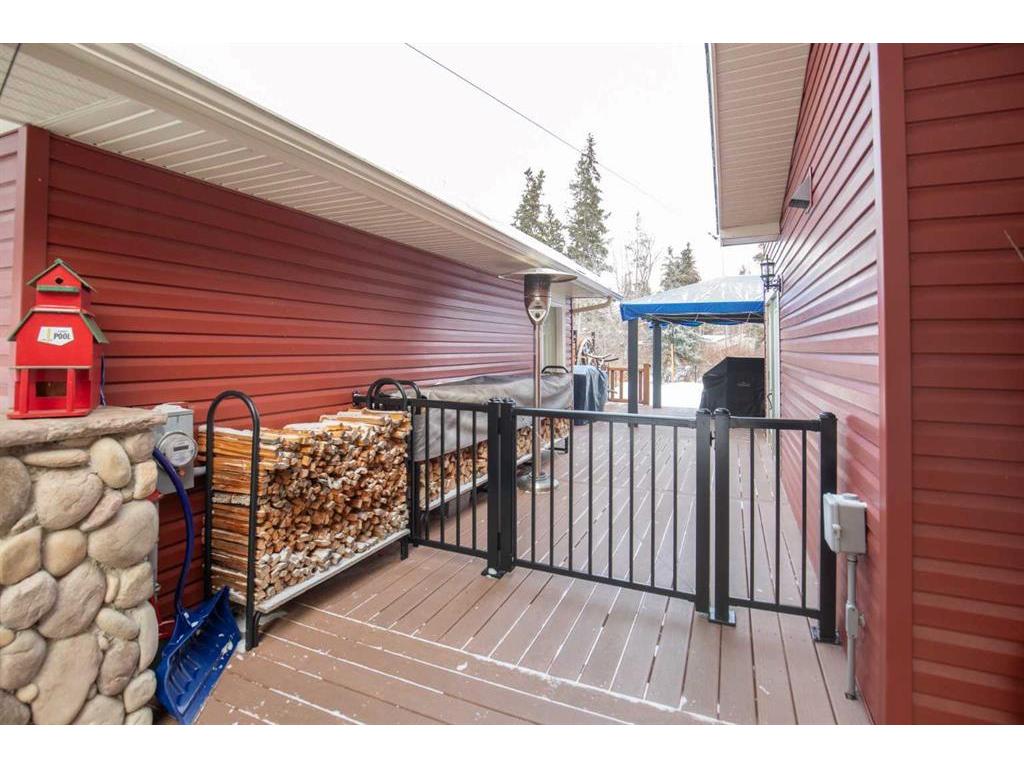 









4


Poplar

Crescent,
Rural Lacombe County,




AB
T0C 0J0

