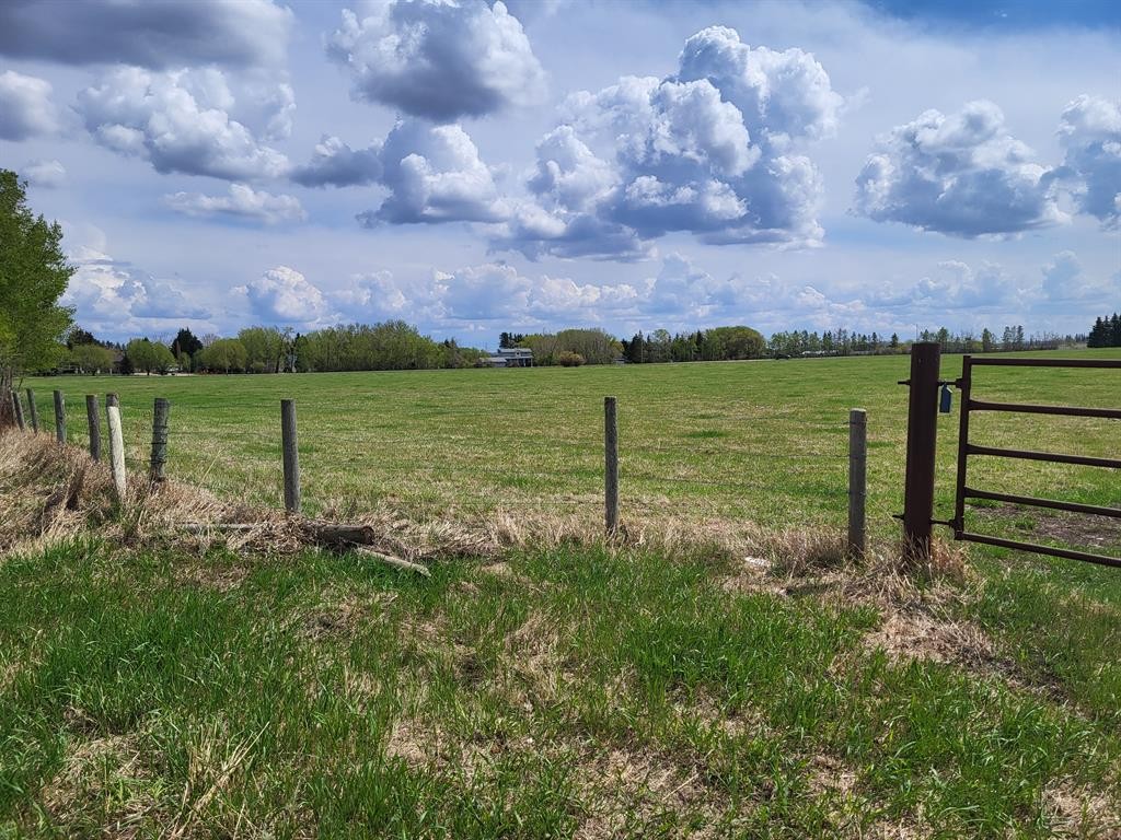 









39064


C & E

Trail,
Red Deer,







AB
T4N 5E1

