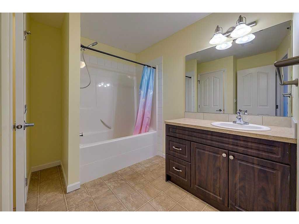 









5040


53

Street, 413,
Sylvan Lake,




AB
T4S 0A1


