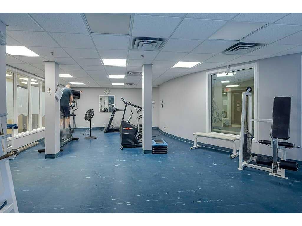 









5040


53

Street, 413,
Sylvan Lake,




AB
T4S 0A1

