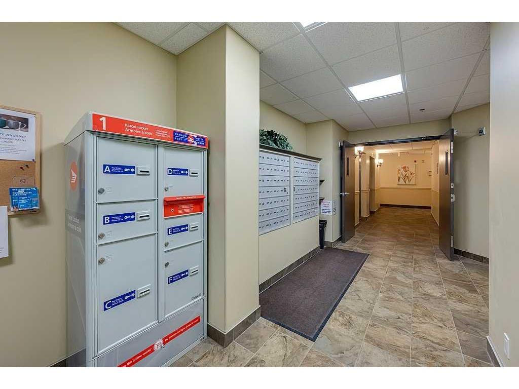 









5040


53

Street, 413,
Sylvan Lake,




AB
T4S 0A1


