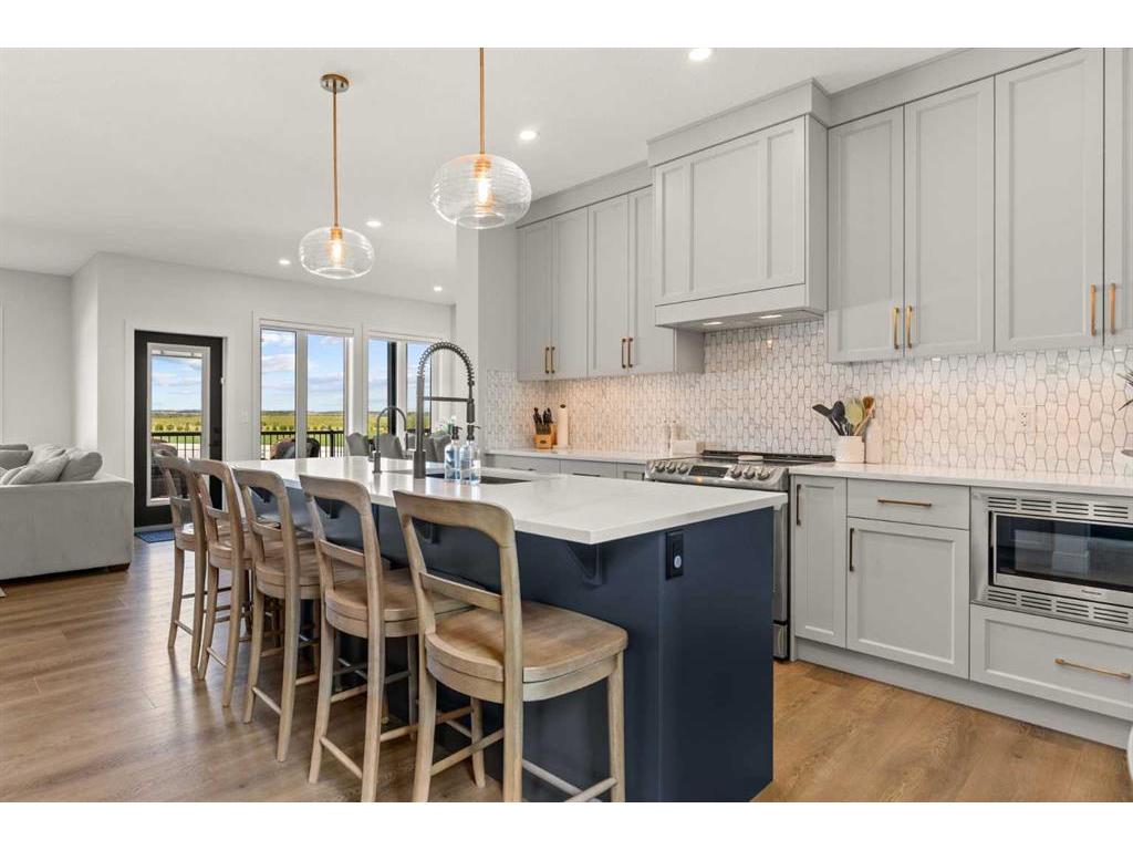 









8


Cameron

Court,
Lacombe,




AB
T4L 0K3

