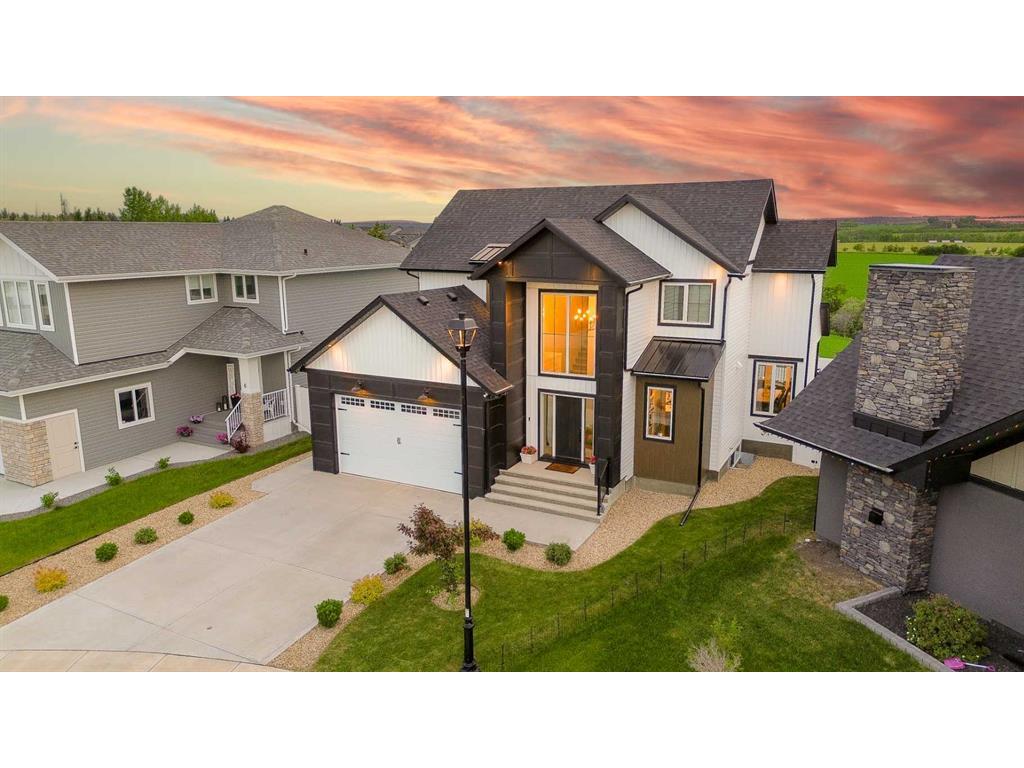 









8


Cameron

Court,
Lacombe,




AB
T4L 0K3

