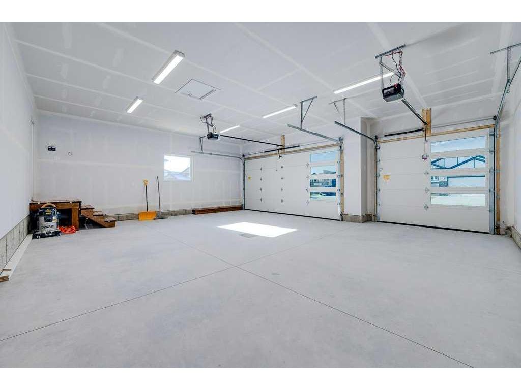 









6


Aztec

Street,
Blackfalds,




AB
T4M 0M7

