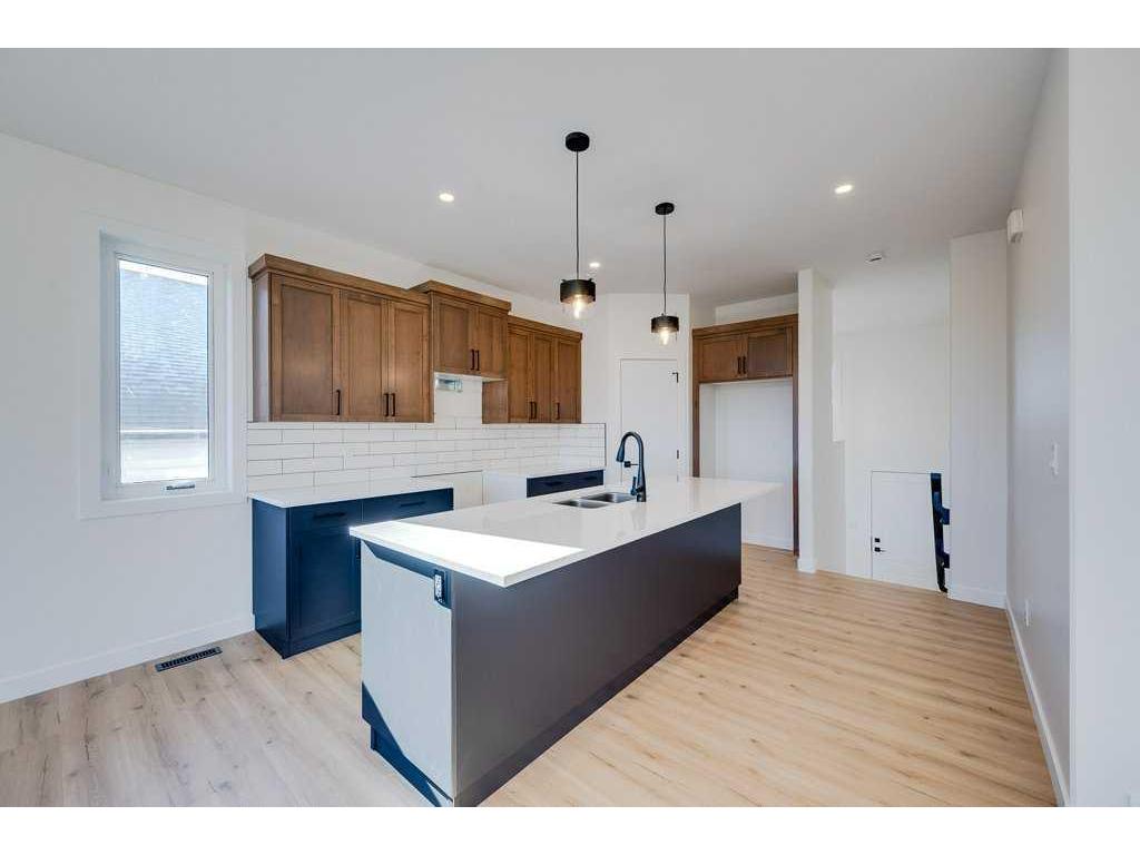 









6


Aztec

Street,
Blackfalds,




AB
T4M 0M7

