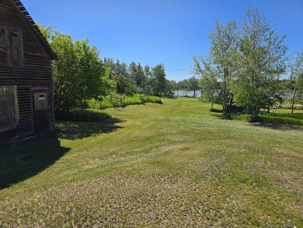









20


Cranna Lake

Drive,
Lacombe,







AB
T4L 1S5

