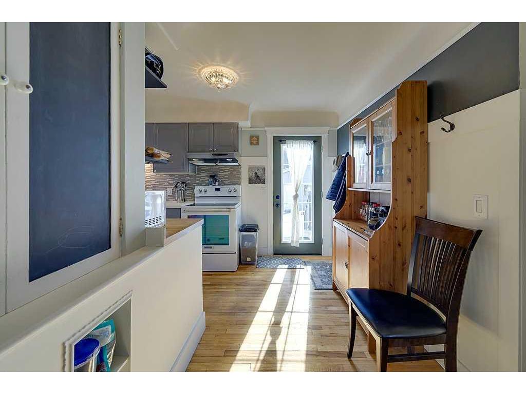 









4237


53

Street,
Red Deer,




AB
T4N 2E1

