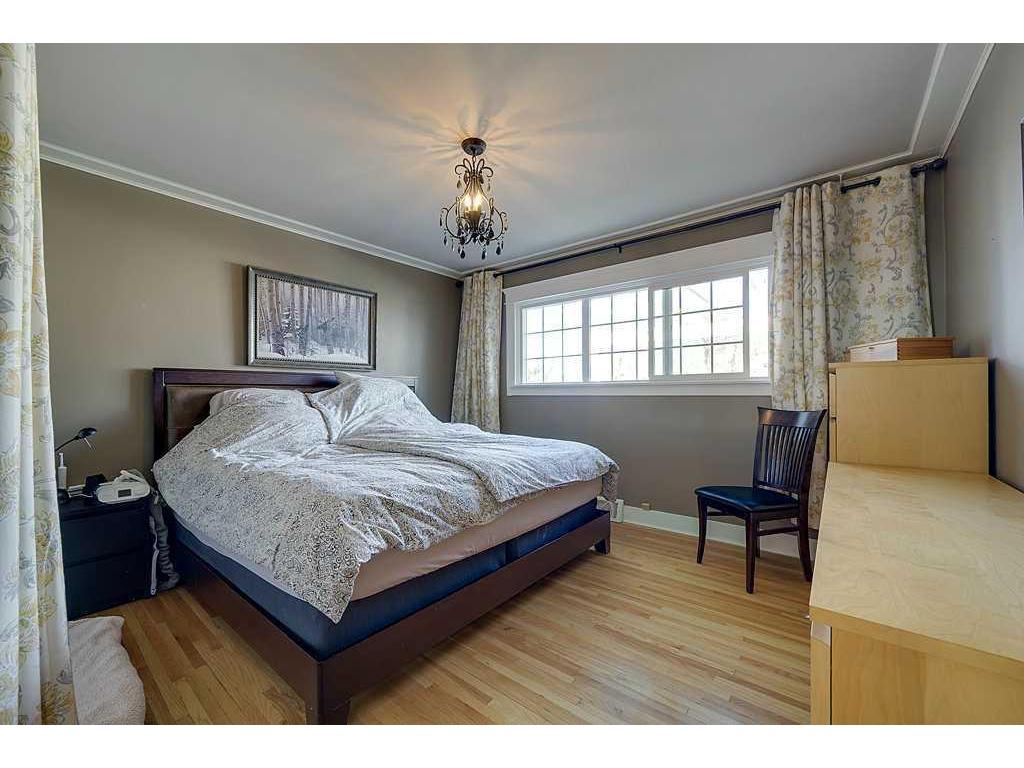 









4237


53

Street,
Red Deer,




AB
T4N 2E1

