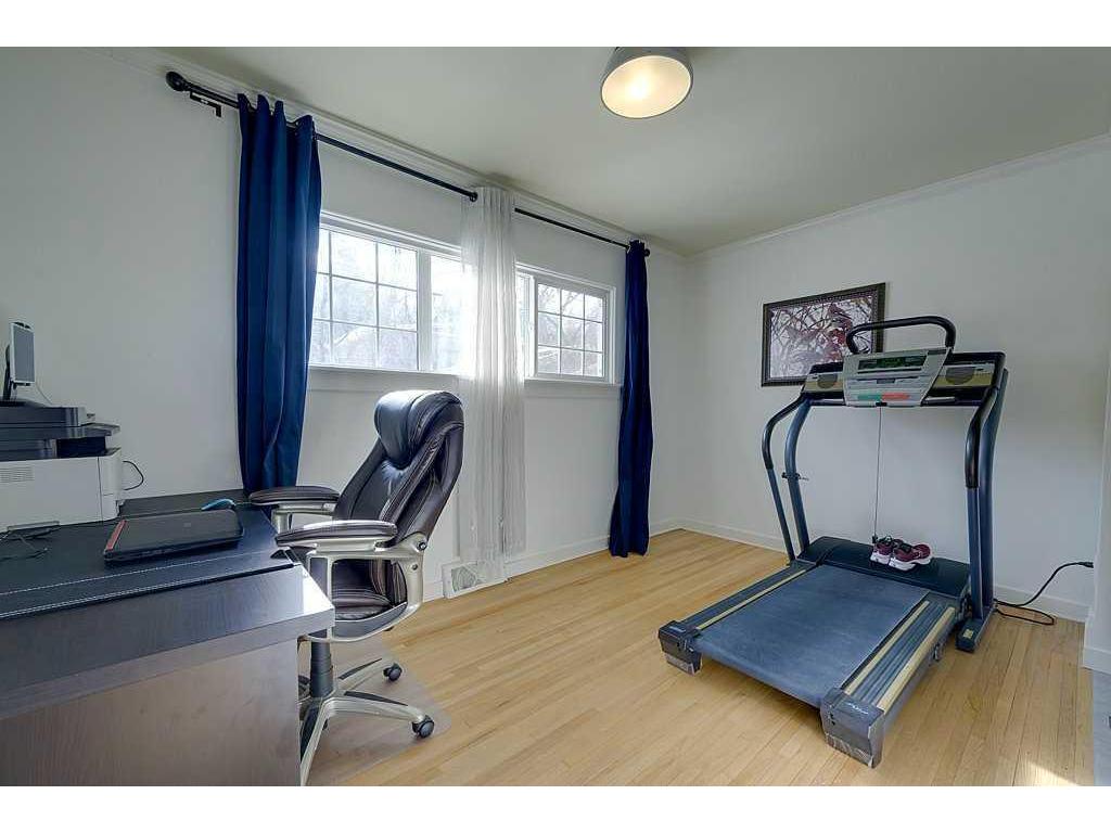 









4237


53

Street,
Red Deer,




AB
T4N 2E1


