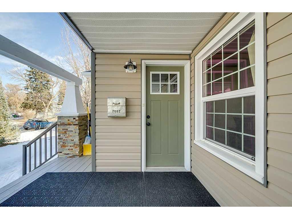 









4237


53

Street,
Red Deer,




AB
T4N 2E1

