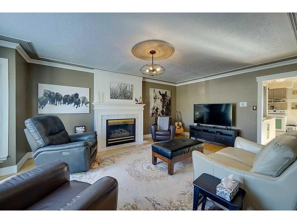 









4237


53

Street,
Red Deer,




AB
T4N 2E1

