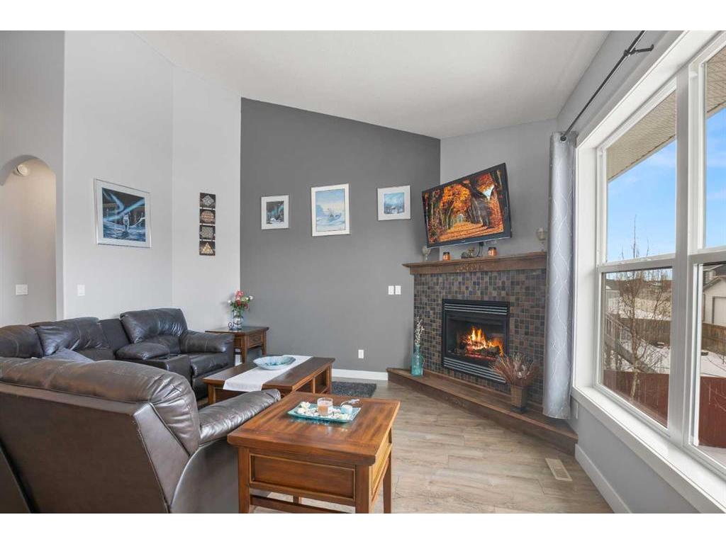 









40


Ebony

Street,
Lacombe,




AB
T4L 0G2

