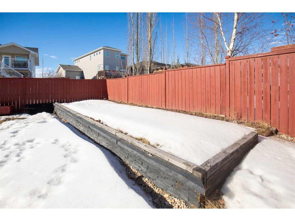 









40


Ebony

Street,
Lacombe,




AB
T4L 0G2

