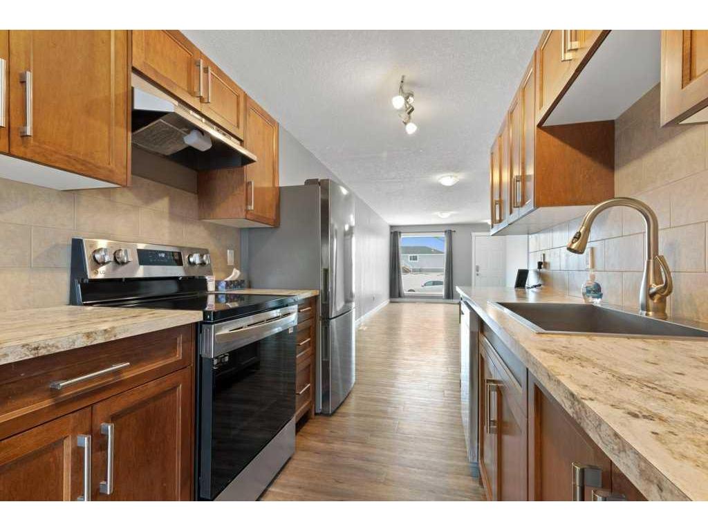 









5502


48A

Street,
Bentley,




AB
T0C 0J0


