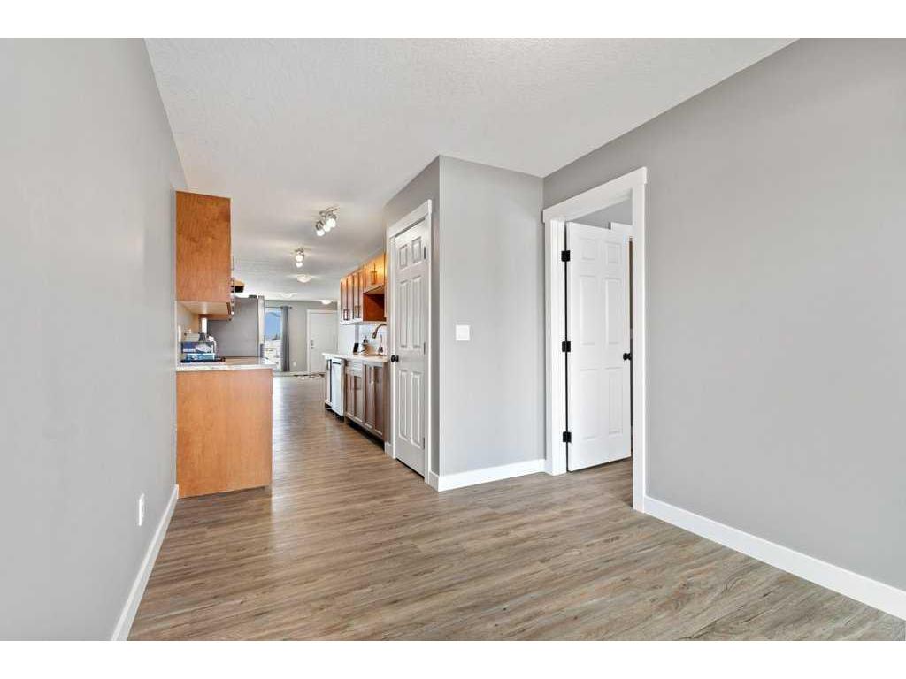 









5502


48A

Street,
Bentley,




AB
T0C 0J0

