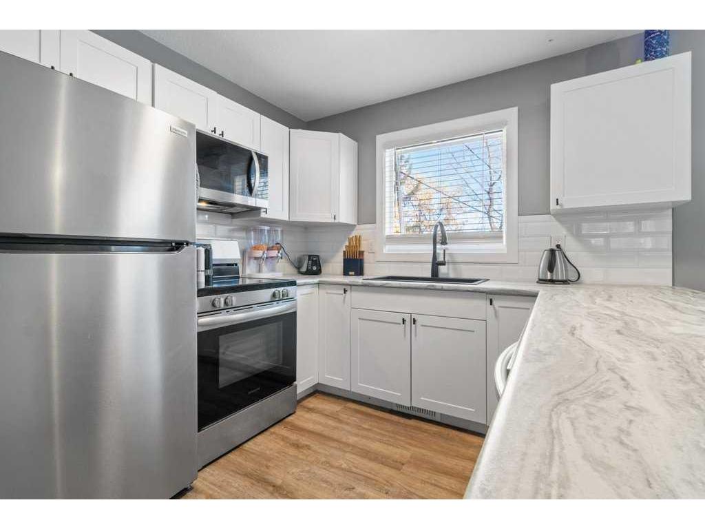 









5944


63

Street,
Red Deer,




AB
T4N 5N9

