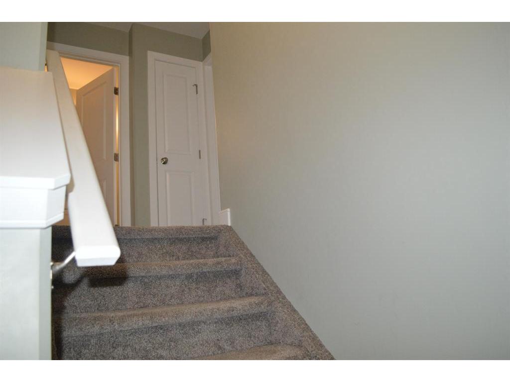 









4716


College

Avenue, 25,
Lacombe,




AB
T4L 0J5

