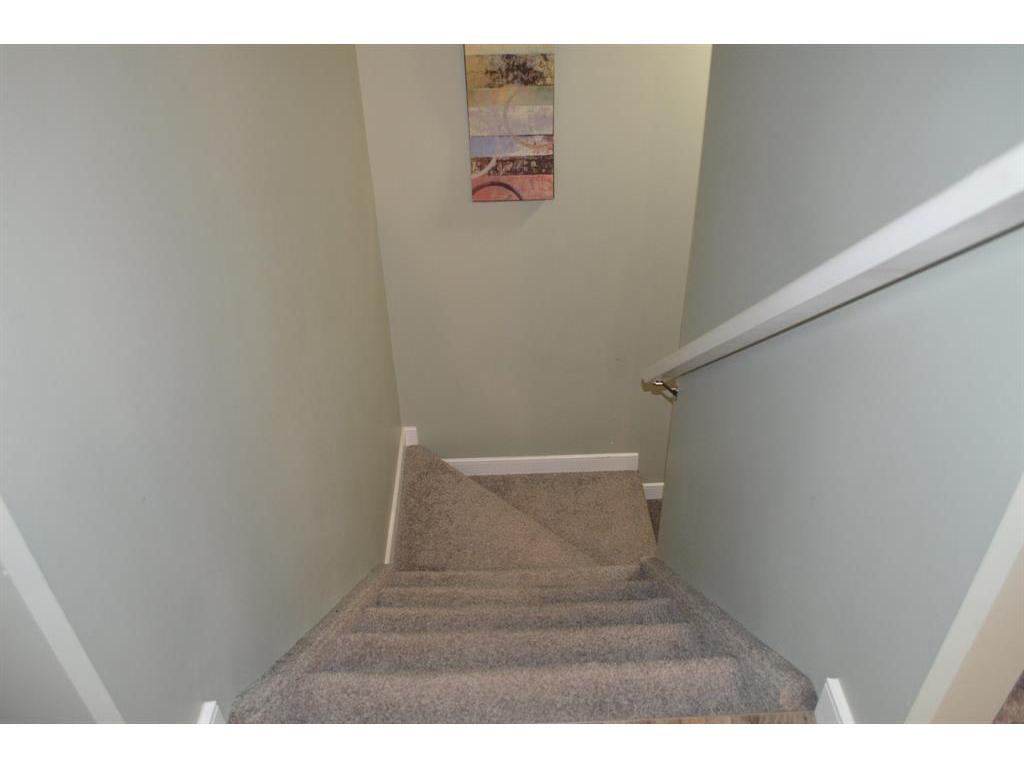









4716


College

Avenue, 25,
Lacombe,




AB
T4L 0J5

