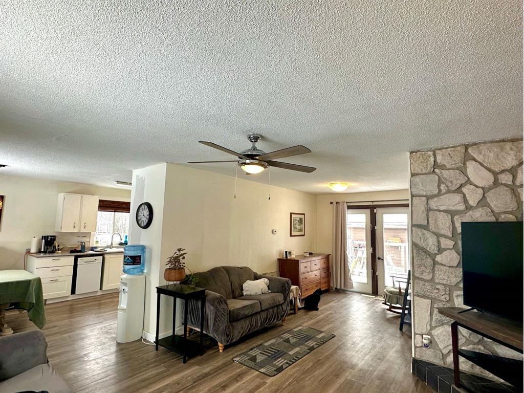 









51551


Range Road 212A

, 35,
Rural Strathcona County,




AB
T8G 1B2


