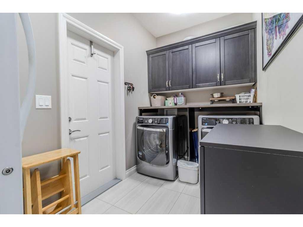 









11


Rosse

Place,
Sylvan Lake,




AB
T4S 0G9

