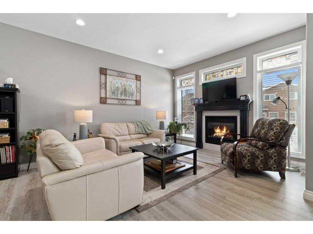 









11


Rosse

Place,
Sylvan Lake,




AB
T4S 0G9

