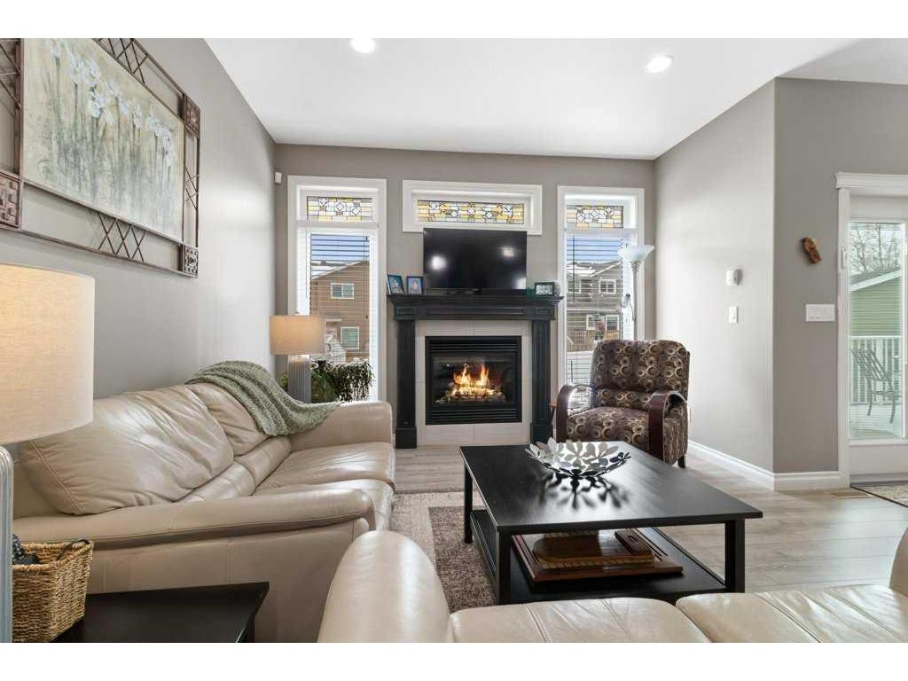 









11


Rosse

Place,
Sylvan Lake,




AB
T4S 0G9

